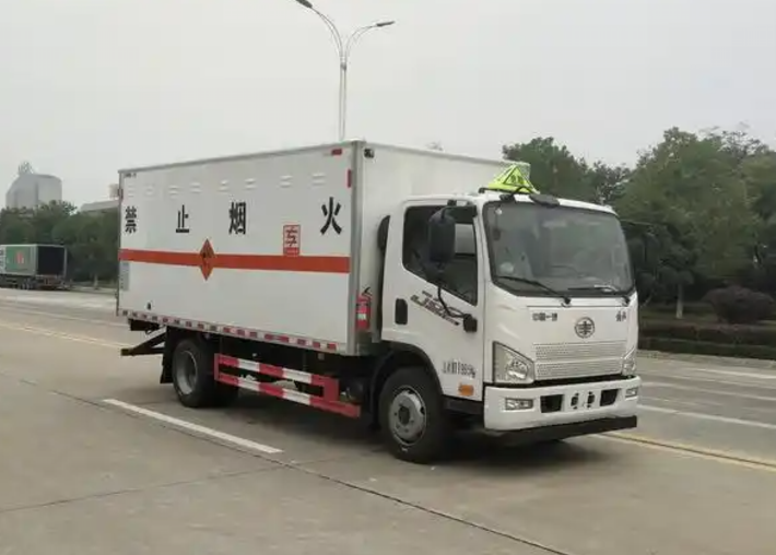 青河爆破器材运输车可以上高速吗？